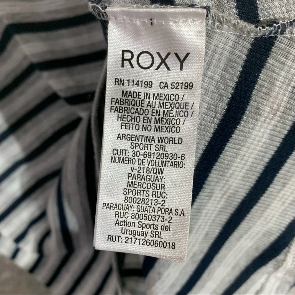 ROXY Y2K STYLE POLO CROP TOP. BLUE AND GRAY STRIPE. SHORT SLEEVE. SIZE MEDIUM. - Picture 6 of 7